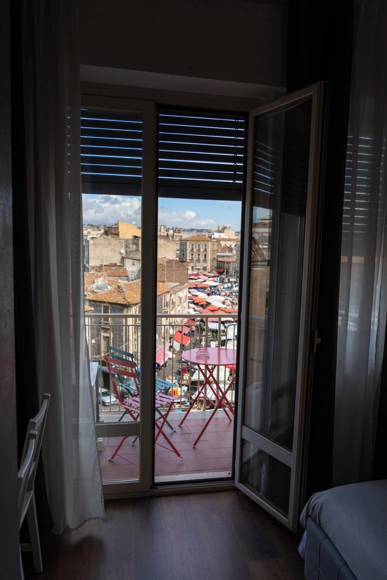 B&B I Miti Dell Etna Catania Centro Vicino Il Duomo Εξωτερικό φωτογραφία