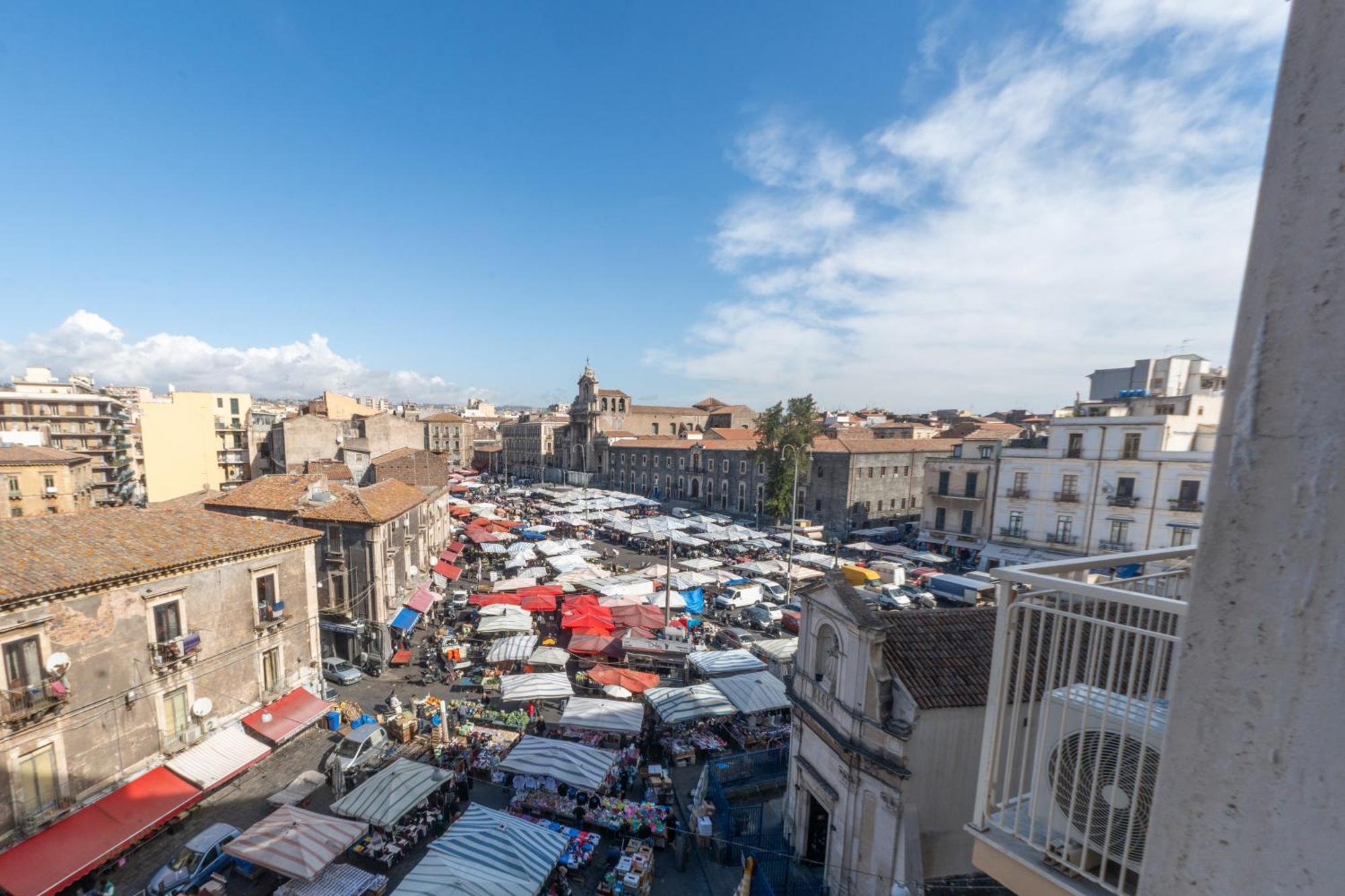 B&B I Miti Dell Etna Catania Centro Vicino Il Duomo Εξωτερικό φωτογραφία